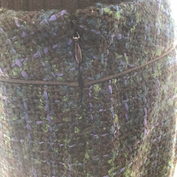 EUC LOFT Bouclé Mini Skirt Sz 6P - Picture 3 of 6